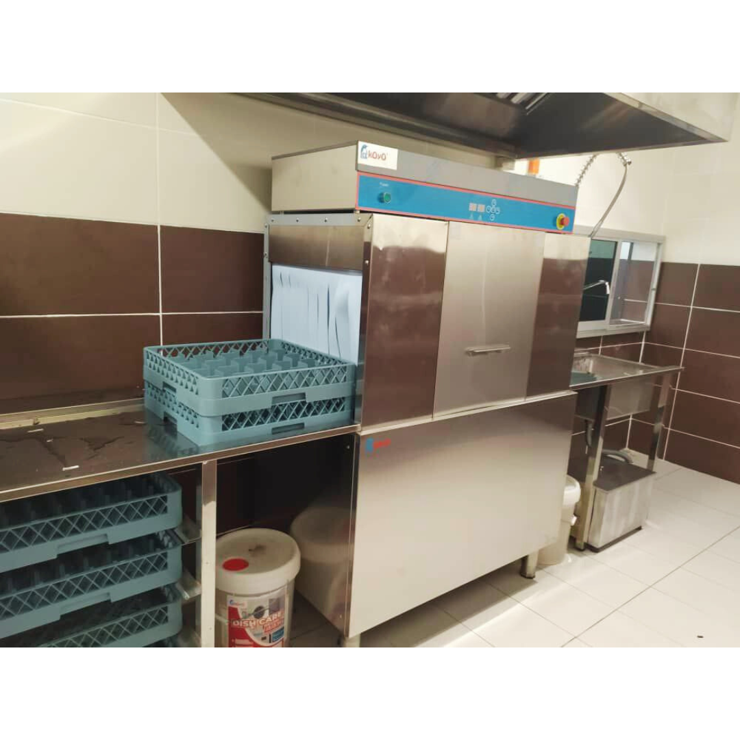 Commercial Dishwasher
